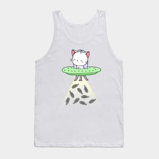 Funny white Cat is flying a spaceship Tank Top